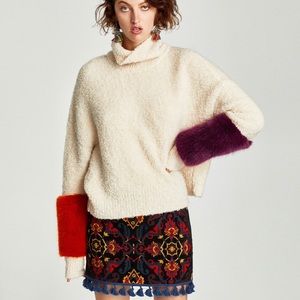 Zara Knit Sweater w Contrasting Fur Cuff Sleeves